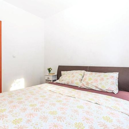Apartment Sofia Цриквениця Екстер'єр фото